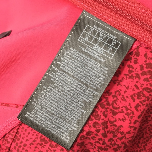 Guess Red Backless Top Size Small - Picture 12 of 12